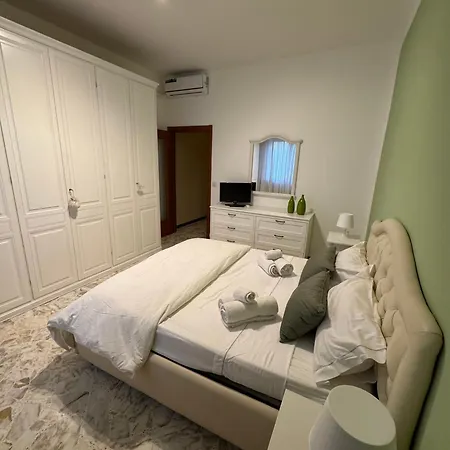 Apartment G & B House