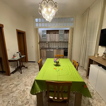 G & B House Appartement *